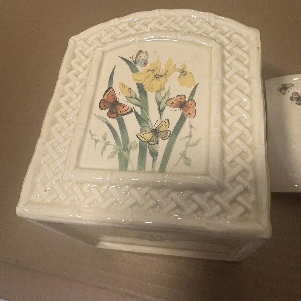 N/A decorative ceramic